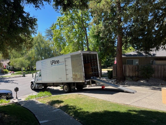 Upline Moving